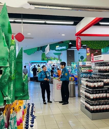 HỆ THỐNG SIÊU THỊ NHẬT HÀN - TUYỂN GẤP 15NV BÁN HÀNG/TẠP VỤ/KHO/BẢO VỆ