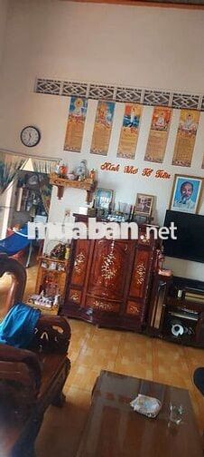 Bán nhà mặt tiền gần nhà thờ long bình