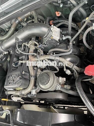 Toyota Innova 2011 V - 127000 km