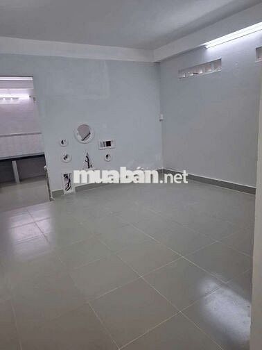 Cho thuê nhà cấp 4 đường Chiến Lược - p Bình Trị Đông