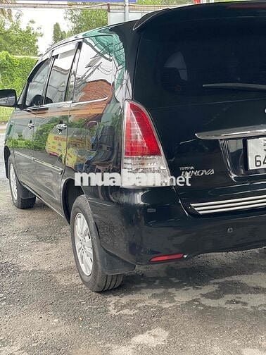 Toyota Innova 2011 V - 127000 km