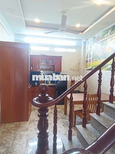 Cho Thuê Nhà 2 Tầng Hẻm 1/ Kha Vạn Cân. P Linh Trung. Thủ Đức