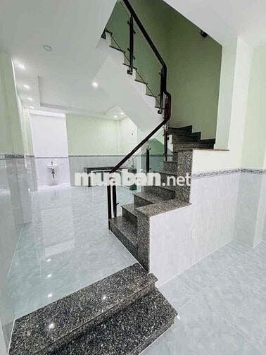 Đường nhựa thông 7m. Nhà 3 tầng - DT 4x16. Ngay Hương Lộ 2 - GIA 5,x