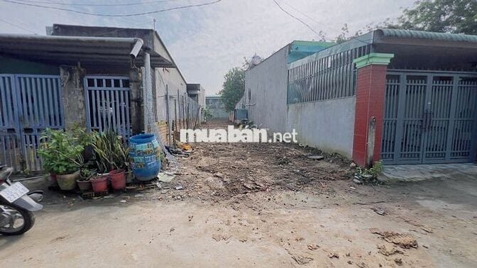 Ông anh gom tiền mua vị trí khác, bán nhanh 172.2m2 giá 1 tỷ 550