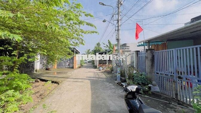 Ông anh gom tiền mua vị trí khác, bán nhanh 172.2m2 giá 1 tỷ 550