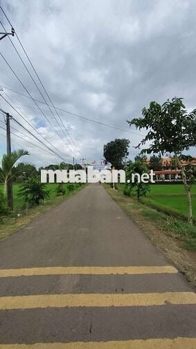 BÁN ĐẤT MẶT TIỀN NHỰA  GẦN DỰ ÁN NÚI CHỨA CHAN GIA LÀO