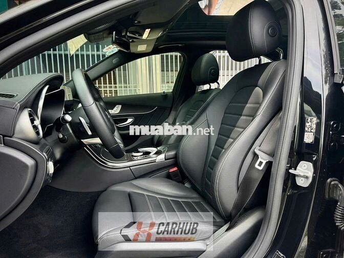 Mercedes Benz C300 AMG 2021 - 32000 km