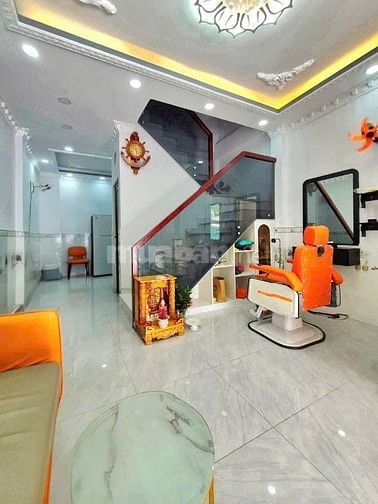 CÔ TÁM CẦN BÁN NHÀ- GIÁ 1TỶ100- MẶT TIỀN KINH DOANH - SỔ HỒNG RIÊNG 