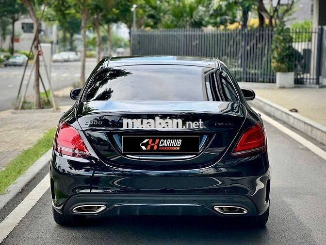 Mercedes Benz C300 AMG 2021 - 32000 km