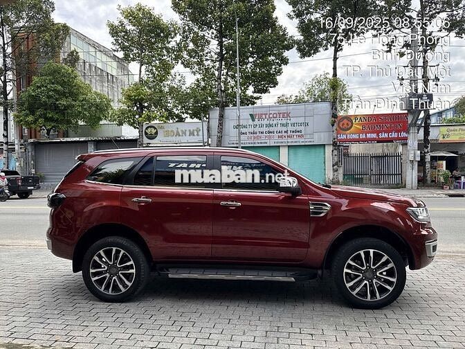 Ford Everest 2019 Titanium 2.0L AT 4x2 - 120 km