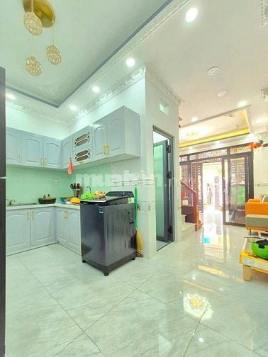 CÔ TÁM CẦN BÁN NHÀ- GIÁ 1TỶ100- MẶT TIỀN KINH DOANH - SỔ HỒNG RIÊNG 
