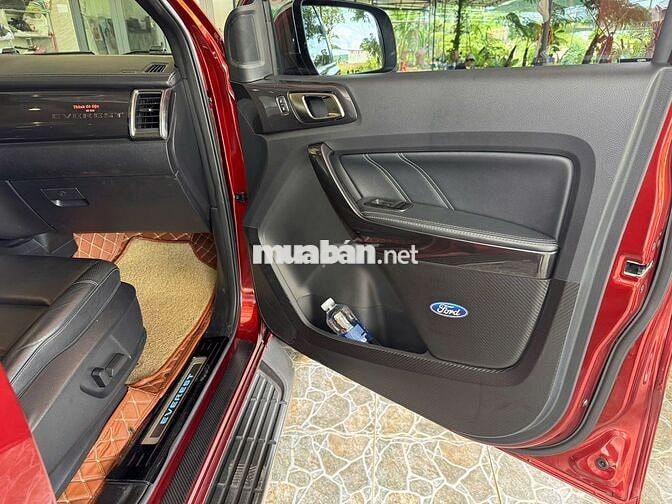 Ford Everest 2019 Titanium 2.0L AT 4x2 - 120 km