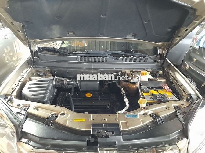 Chevrolet Captiva 2008 LT 2.4 MT - 97000 km