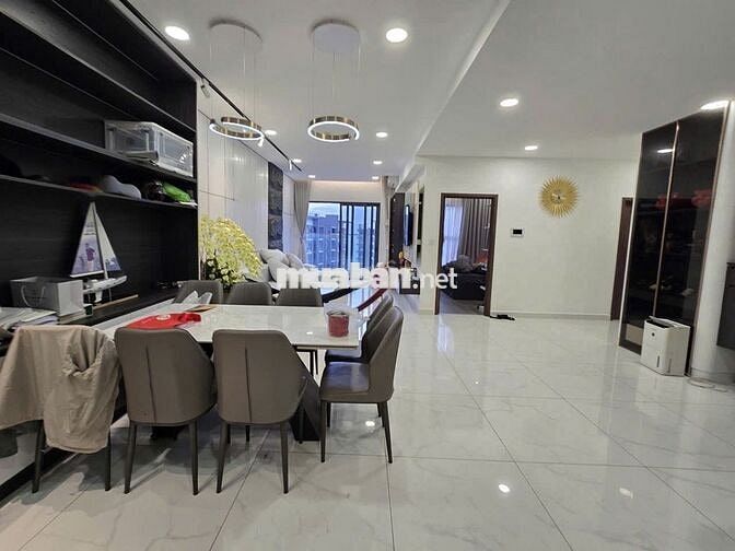 Brilliant , 160m2 , 3pn-1kho-3wc ,full nội thất cao cấp giá 28tr/tháng