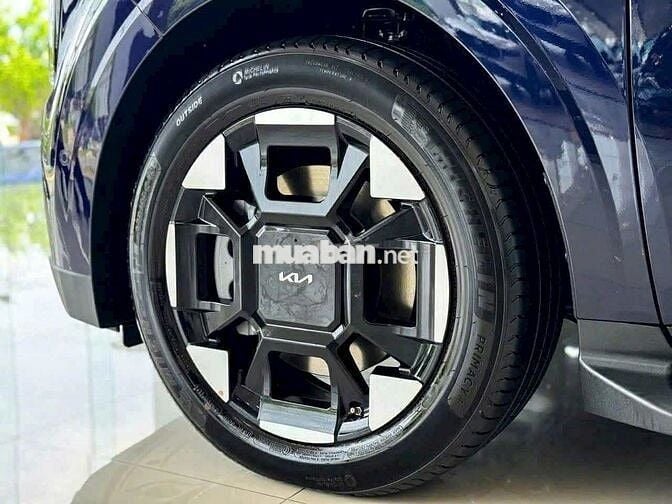 Kia Carnival 2024 2.2D Premium 8 chỗ