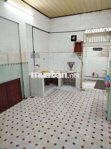 NGANG 3m X 18m VUÔNG A4 - NGAY COOPMART NHIÊU LỘC - TIỆN XÂY MỚI