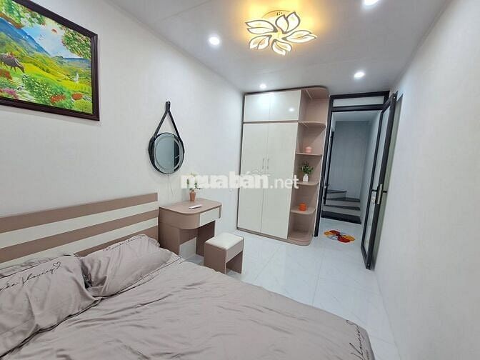 Bán Gấp Nhà Minh Khai 15M x 5T Chỉ 4,35 Tỷ. 30m ra ô tô, full nội thất