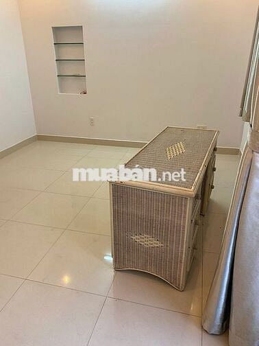 Nhà Nguyên Căn Đường Nguyễn Phi Khanh - 3PN 4WC - 5x6m - sẵn máy lạnh