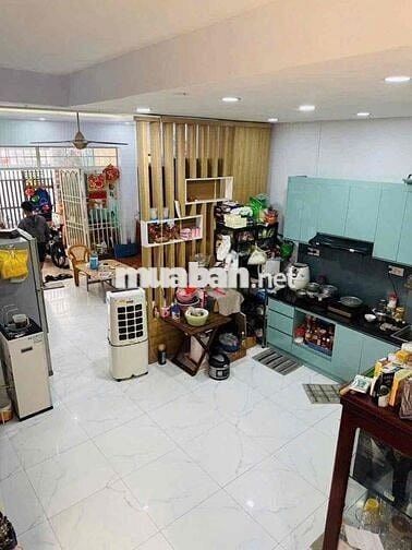 Nhà hẻm ô tô , 42m2 2pn 2wc giá 3ty1  sổ hồng có thương lượng