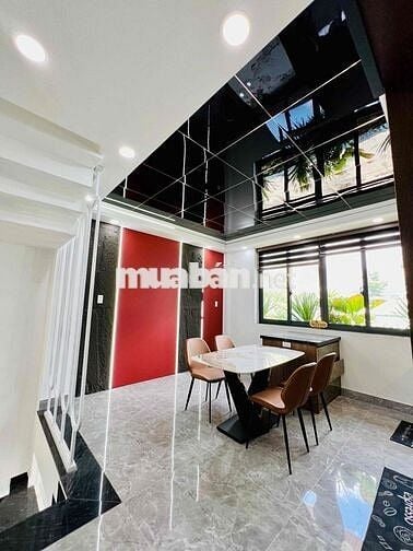 Nhà Mới Xây DT 250m2 1Trệt 1Lửng 3Lầu 5Pn 6Wc Hẻm Nhựa Xe Tải Vỉa Hè