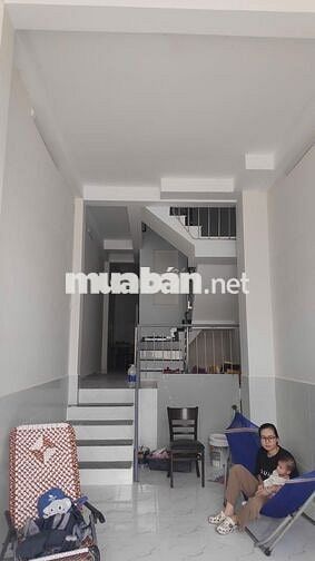 Nhà mới xây cho thuê làm Văn Phòng 3 lầu 4 ngủ 5 wc 50m2 KHÔNG TIẾP CÒ