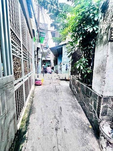 Quá rẻ Nhà diện tích lớn 80m2(4,8mx17m) Ngay Chợ Bình Đông,P15,Q8