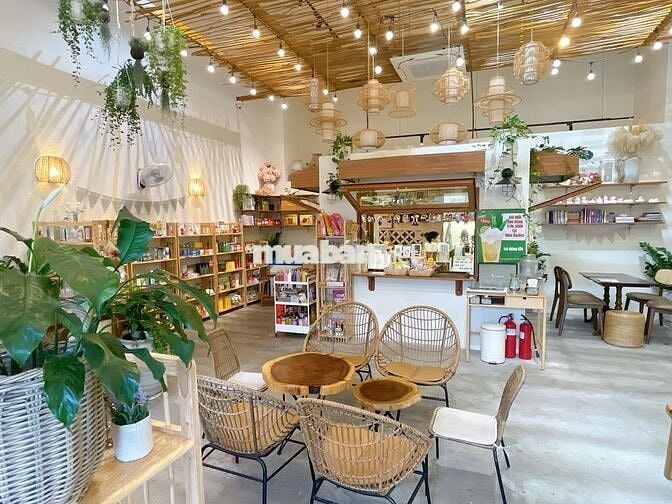 Cho thuê Shophouse đầy đủ tiện nghi phù hợp kinh doanh cà phê, ăn uống