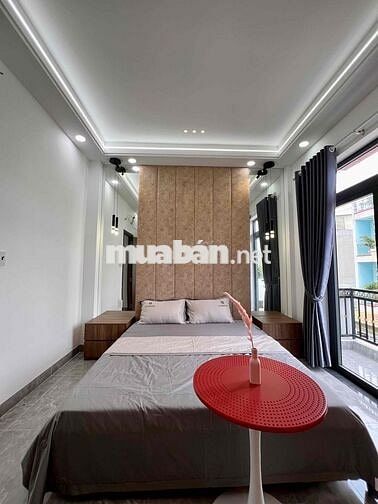 Nhà Mới Xây DT 250m2 1Trệt 1Lửng 3Lầu 5Pn 6Wc Hẻm Nhựa Xe Tải Vỉa Hè