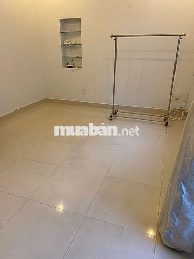 Nhà Nguyên Căn Đường Nguyễn Phi Khanh - 3PN 4WC - 5x6m - sẵn máy lạnh