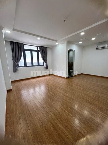 Bán Nhà 1 trệt 3 lầu, Thang Máy, khu bên sông, đường số 25, Thủ Đức