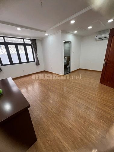 Bán Nhà 1 trệt 3 lầu, Thang Máy, khu bên sông, đường số 25, Thủ Đức