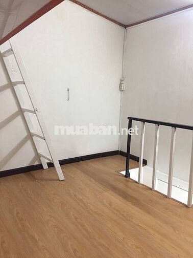 Bán nhà nhỏ Hẻm 266 Tôn Đản quận 4, 1 trệt-1 lầu-1 gác lửng DTSD 30m2
