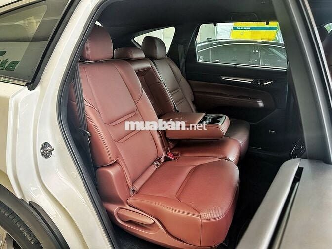 Mazda CX 8 2024 2.5 Premium, như mới với 9000 km