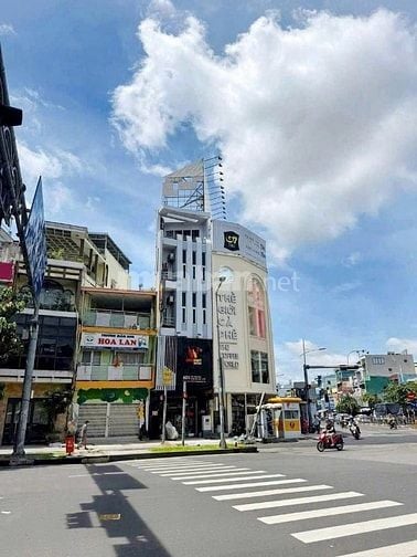 5 tầng ngay góc Trần Hưng Đạo - Nguyễn Văn Cừ thu nhập 95tr giá 45 tỷ