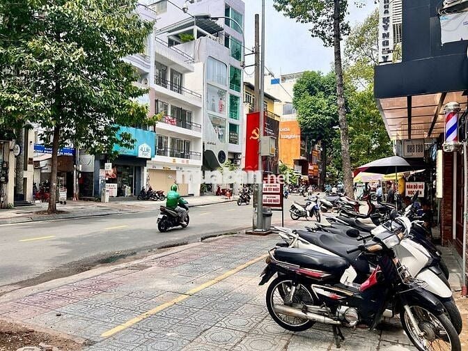 Cho thuê MT Trần Quang Khải -Hai Bà Trưng, 4,5x12m, 4 lầu. Giá 75triệu