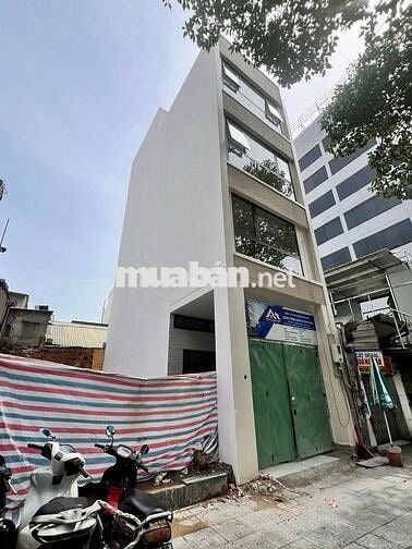Cho thuê MT Trần Quang Khải -Hai Bà Trưng, 4,5x12m, 4 lầu. Giá 75triệu