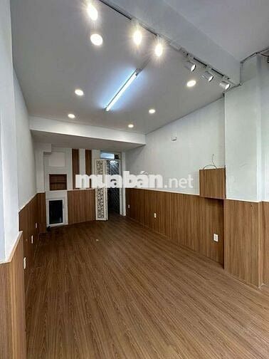 NHÀ TRUNG TÂM ÂU DƯƠNG LÂN  PHƯỜNG 3 QUẬN 8 – NHÀ 5 TẦNG 2 MẶT HẺM