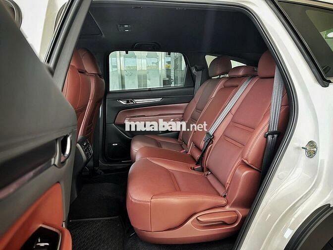 Mazda CX 8 2024 2.5 Premium, như mới với 9000 km