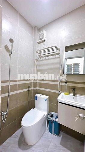 M15 - Bán nhà Q4 - nhà đẹp cho khách có t/c nhỏ