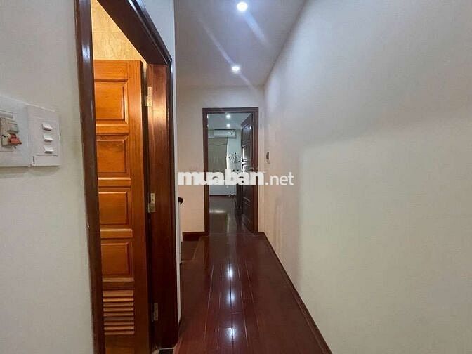 Ngõ VIP Võng Thị, đẹp hơn mặt phố 46m, MT 3,8m, 5 tầng 4 ngủ đẹp 15 tỷ