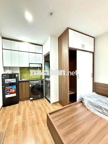 Bán CCMN dòng tiền phố Đê La Thanh, TT Đống Đa. 57m, 6T, 10P. Giá rẻ