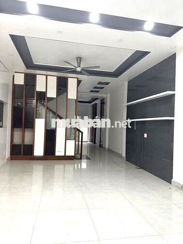 Cho thuê MT nối Phan Đăng Lưu 4x10m, 3 lầu 3pn, giá 17.5  triệu