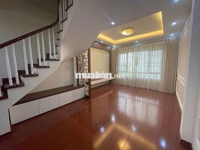 Ngõ VIP Võng Thị, đẹp hơn mặt phố 46m, MT 3,8m, 5 tầng 4 ngủ đẹp 15 tỷ