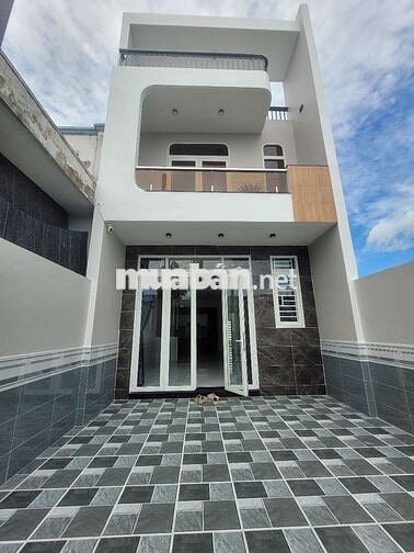 nhà 2 mặt tiền sổ hồng riêng hoàn công