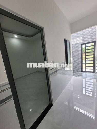 nhà 2 mặt tiền sổ hồng riêng hoàn công