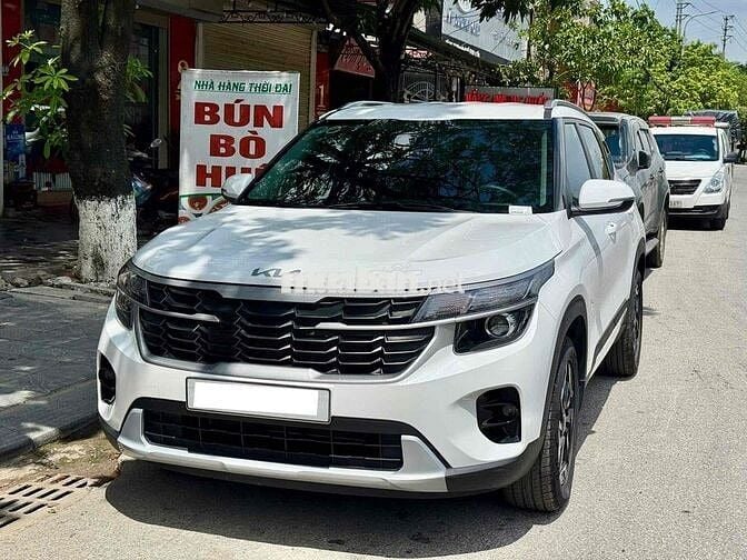 Kia Seltos 2024 1.5 AT - 2000 km