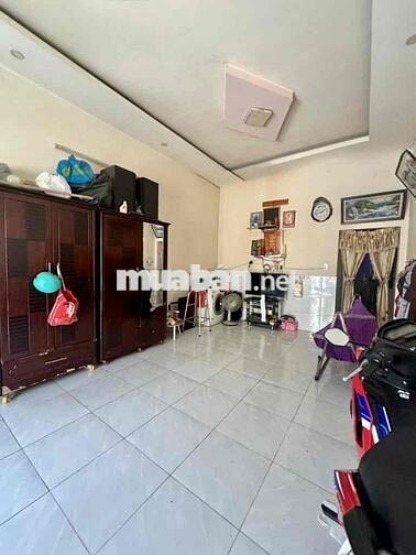 NHÀ DIỆN TÍCH LỚN GIÁ RẺ 4X16 NGAY SÁT MẶT TIỀN ĐƯỜNG LÊ LỢI HÓC MÔN
