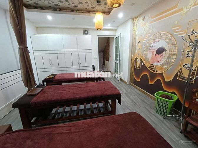 Nhà mặt phố Nguyễn Khang, DT 40m2 x 6 tầng xây thông có Thang Máy