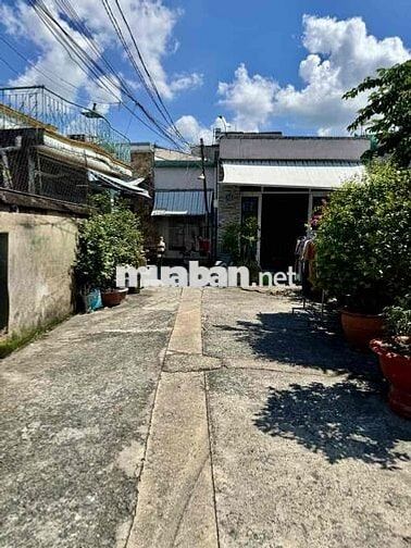 NHÀ DIỆN TÍCH LỚN GIÁ RẺ 4X16 NGAY SÁT MẶT TIỀN ĐƯỜNG LÊ LỢI HÓC MÔN