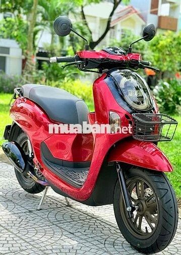 Scoopy 2025 đi 2 ngàn. xe đẹp mê